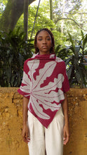 Cargar imagen en el visor de la galería, Poncho Yarumo - vinotinto y gris claro