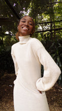 Cargar imagen en el visor de la galería, Vestido Alpaca Crudo