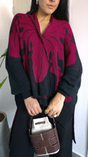 Cargar imagen en el visor de la galería, Cárdigan Yarumo - negro y vinotinto - DISPONIBLE POR ENCARGO