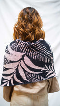 Cargar imagen en el visor de la galería, Poncho Palmas - azul oscuro y rosado