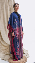 Cargar imagen en el visor de la galería, Ruana Maxi Frailejón Alpaca