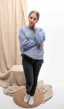 Cargar imagen en el visor de la galería, Suéter Pajaritos Alpaca - celeste y amarillo